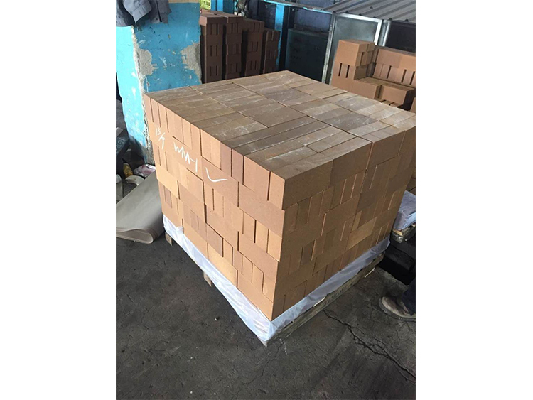 轉(zhuǎn)爐用鎂碳磚 轉(zhuǎn)爐用鎂碳磚